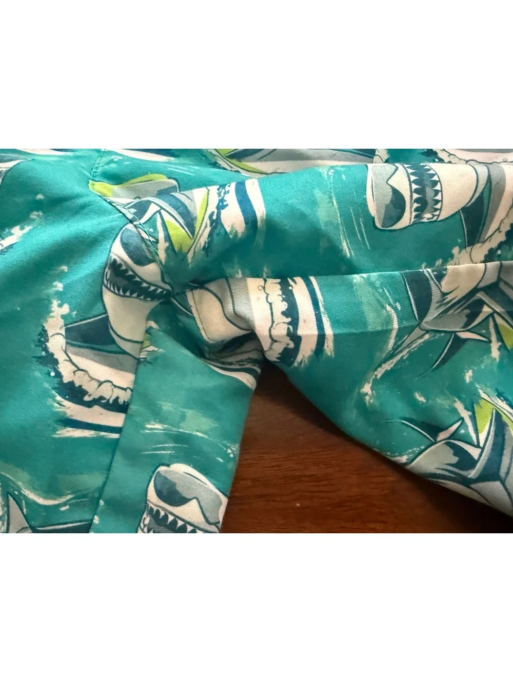 Surf Zone Boys' Shark Print Swim Trunks Size L (7)